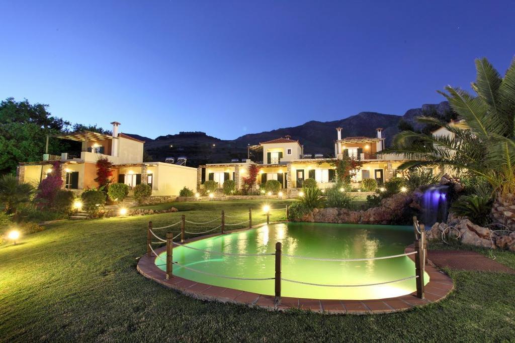 Politia Villas 卡利斯托斯 外观 照片